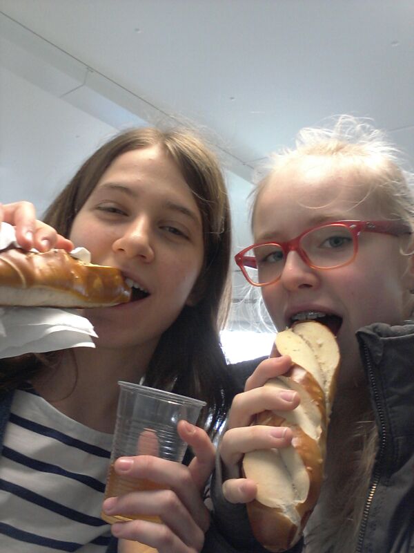 IMG-20140327-WA0006